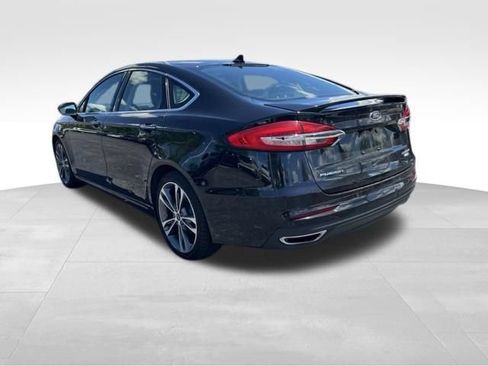 Used 2020 Ford Fusion Titanium AWD/4WD image 5