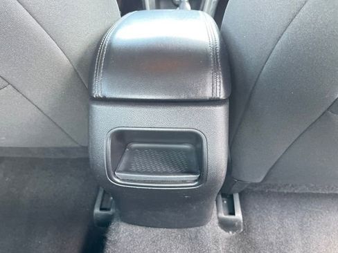 Used 2013 Dodge Dart SXT FWD image 30