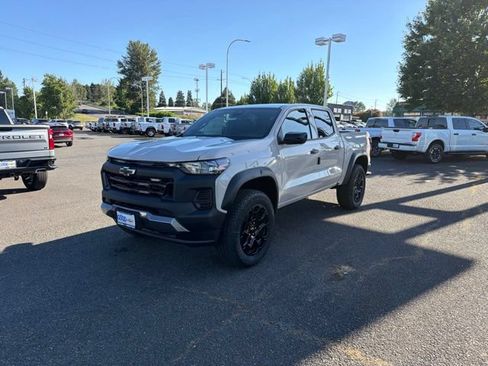New 2026 Chevrolet Colorado Trail Boss AWD/4WD image 1