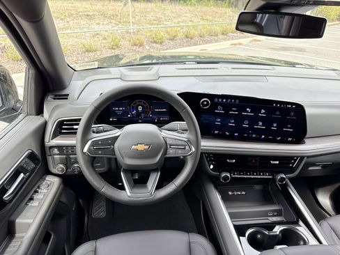 New 2026 Chevrolet Tahoe LT w/ Comfort Package RWD image 13