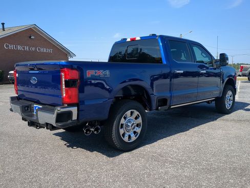 New 2026 Ford F250 Lariat w/ Lariat Ultimate Package image 3