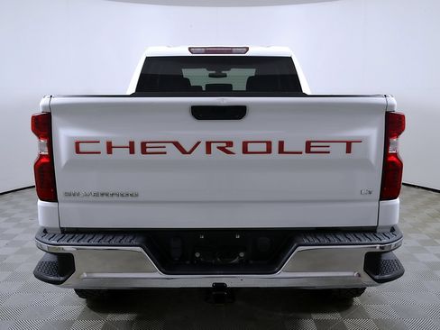 Used 2020 Chevrolet Silverado 1500 LT w/ Texas Edition AWD/4WD image 8