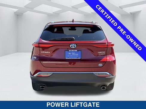 Used 2022 Toyota Venza Limited image 5