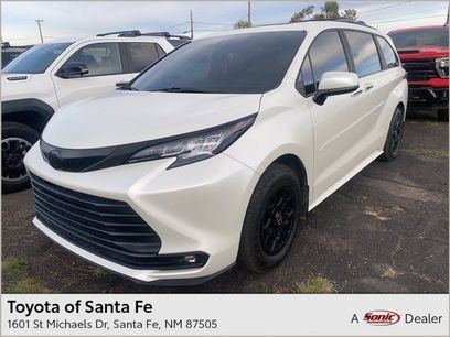 Used 2021 Toyota Sienna XLE
