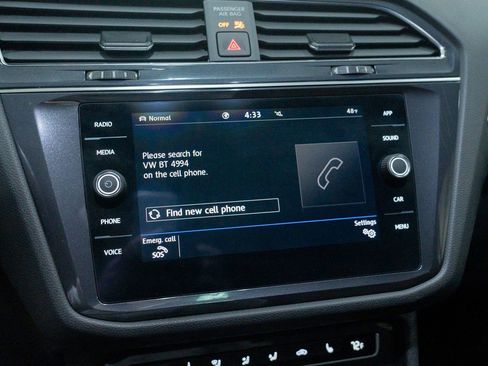 Used 2020 Volkswagen Tiguan SE R-Line w/ 3rd Row Seat Package image 45