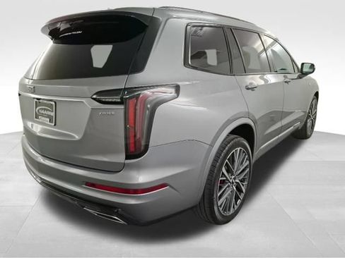 Used 2023 Cadillac XT6 Sport AWD/4WD image 7