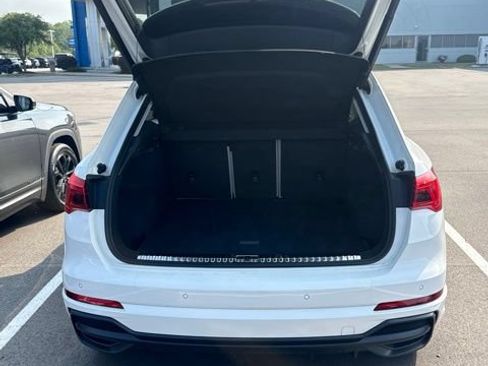 Used 2020 Audi Q3 2.0T Premium w/ Convenience Package AWD/4WD image 14
