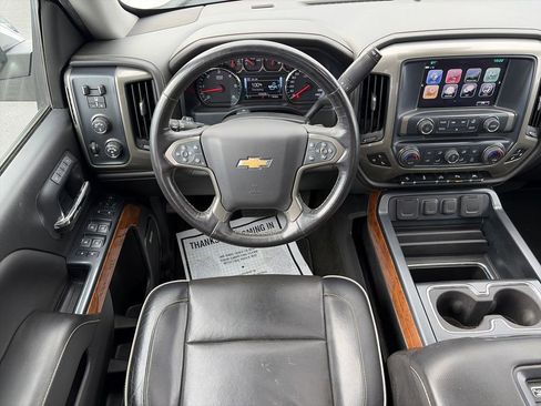 Used 2018 Chevrolet Silverado 1500 High Country AWD/4WD image 12