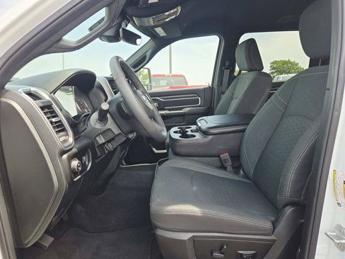 Used 2026 RAM 2500 Big Horn AWD/4WD image 12