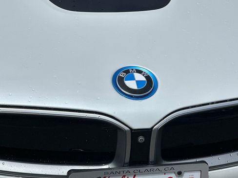 Used 2019 BMW i8 Roadster AWD/4WD image 43