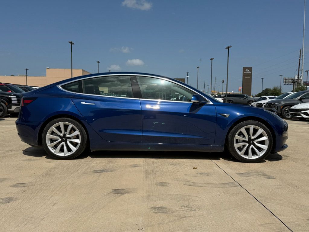 Used 2020 Tesla Model 3 Standard Range RWD image 8