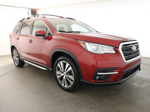 Used 2021 Subaru Ascent Limited w/ Technology Package image 3