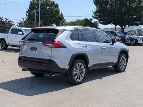 Used 2025 Toyota RAV4 XLE Premium w/ Weather Package FWD image 5