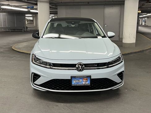 New 2026 Volkswagen Jetta SE image 32