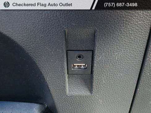 Used 2020 Toyota Corolla LE FWD image 16