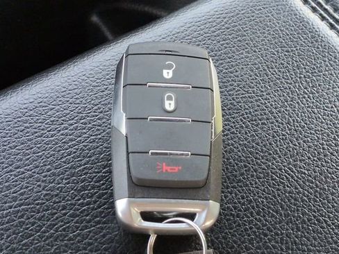 Certified 2022 RAM 1500 Big Horn AWD/4WD image 35