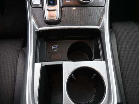 Used 2023 Hyundai Santa Fe SE image 9