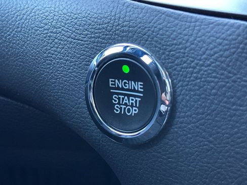 Used 2016 Ford Edge SEL w/ Equipment Group 201A image 23