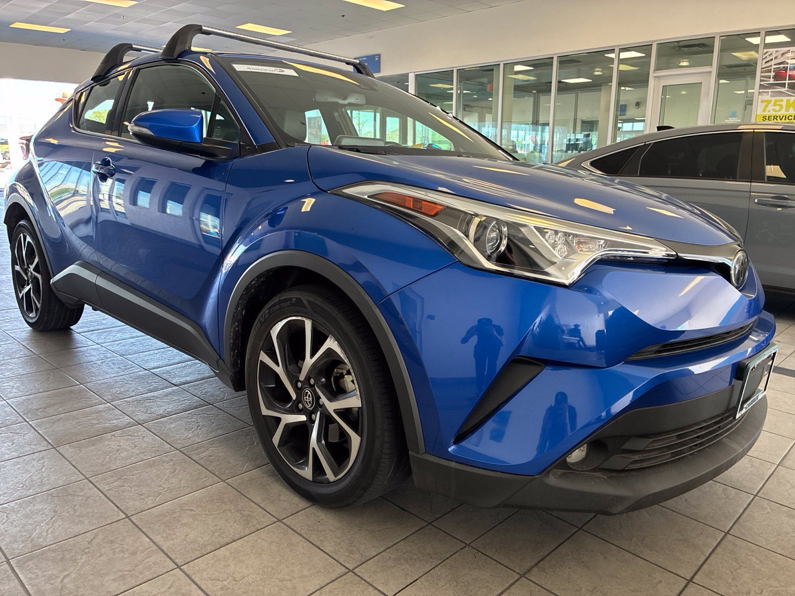 Used 2019 Toyota C-HR Limited FWD image 6