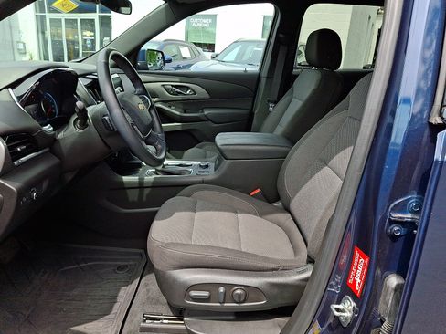 Certified 2023 Chevrolet Traverse LT w/ LPO, Floor Liner Package AWD/4WD image 16
