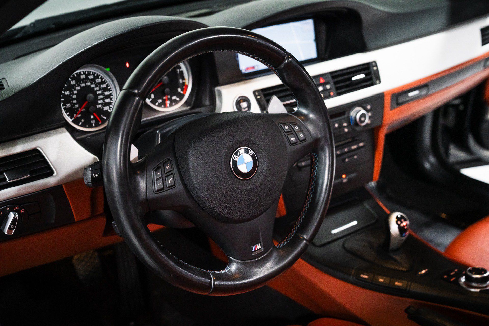 Used 2011 BMW M3 Convertible RWD image 20