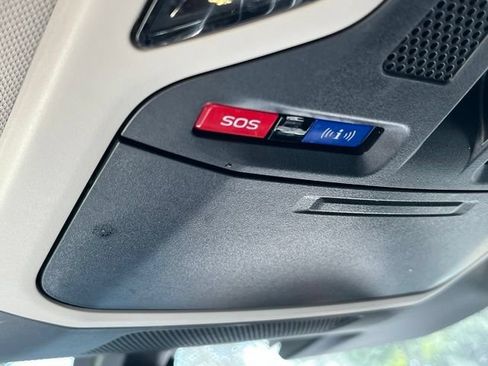Used 2023 Subaru Outback Limited XT w/ Popular Package #2 AWD/4WD image 22