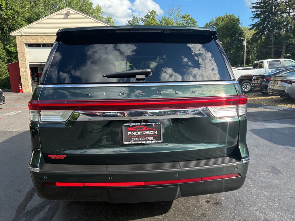 Used 2022 Lincoln Navigator Black Label AWD/4WD image 7