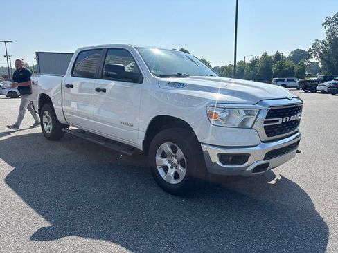 Used 2023 RAM 1500 Big Horn AWD/4WD image 8