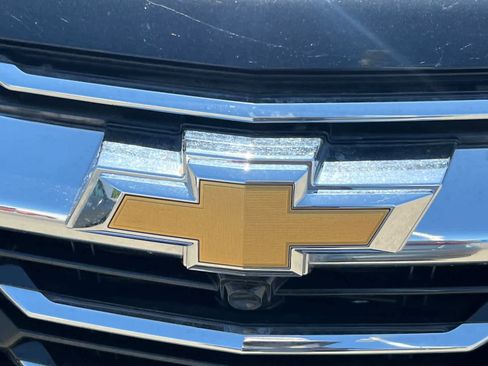 Used 2025 Chevrolet Equinox LT AWD/4WD image 13