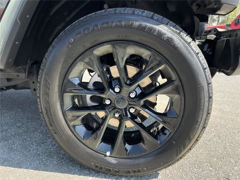 Used 2025 Jeep Wrangler Sahara w/ Safety Group image 24