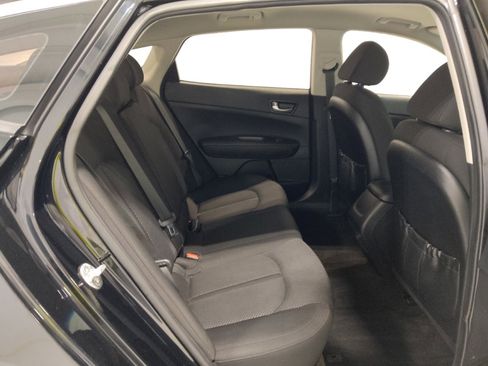 Used 2018 Kia Optima LX w/ 17" Alloy Wheels Package image 19