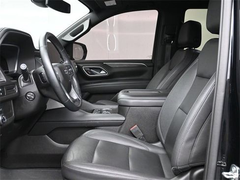 Used 2023 Chevrolet Tahoe Z71 w/ Luxury Package image 9