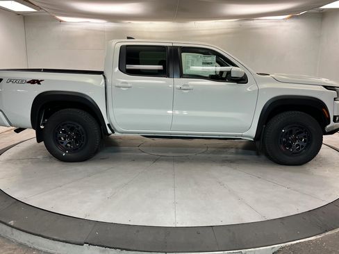 New 2026 Nissan Frontier PRO-4X w/ Tow Package AWD/4WD image 6