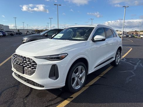 New 2025 Audi Q5 Premium Plus image 3