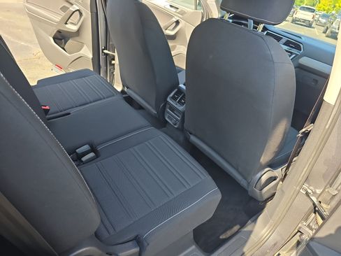Certified 2023 Volkswagen Tiguan S FWD image 11