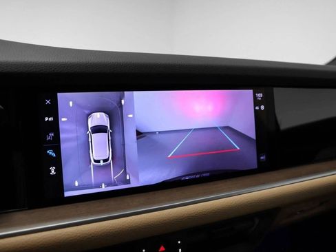 New 2025 Porsche Cayenne image 51