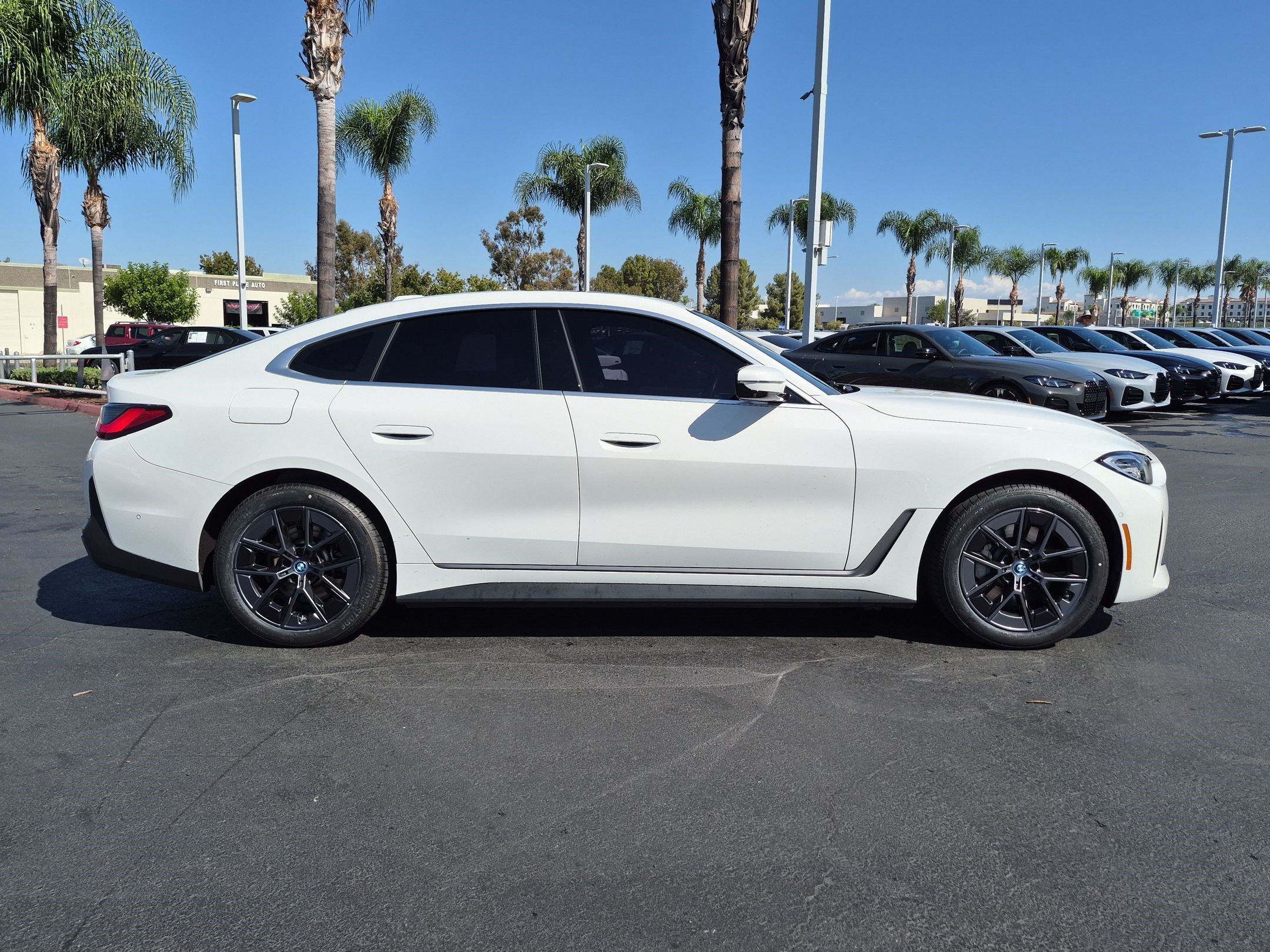 Certified 2024 BMW i4 eDrive35 w/ Convenience Package RWD image 11