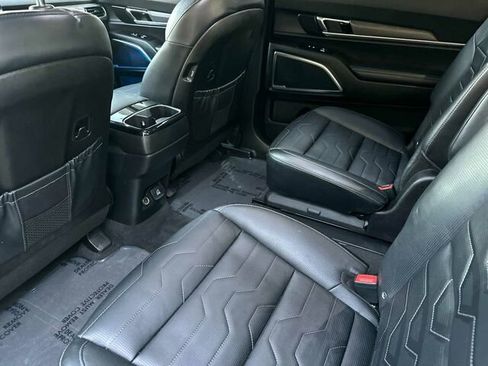Used 2022 Kia Telluride SX w/ SX Prestige Package image 15