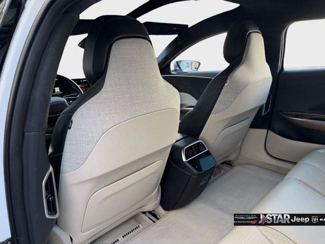 Used 2022 Lucid Air Grand Touring AWD/4WD image 25