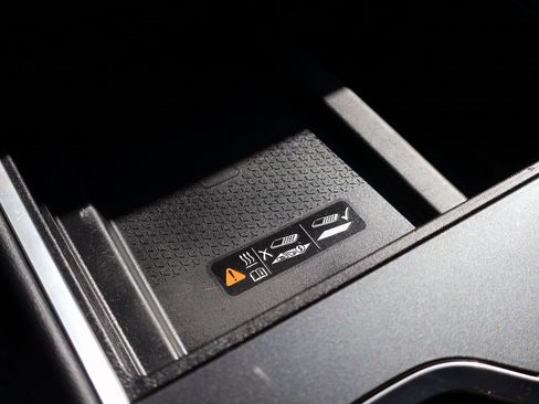 Certified 2025 GMC Acadia Elevation image 34