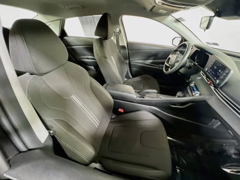 Used 2023 Hyundai Elantra SEL w/ Cargo Package FWD image 25