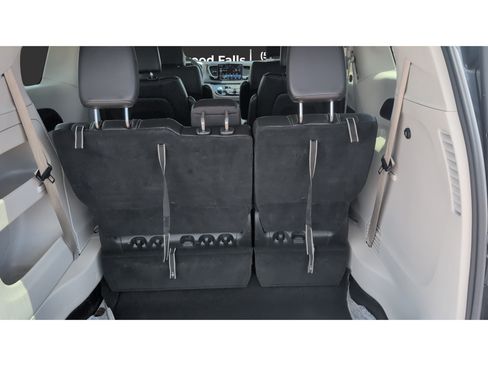 Used 2023 Chrysler Pacifica Touring-L FWD image 24