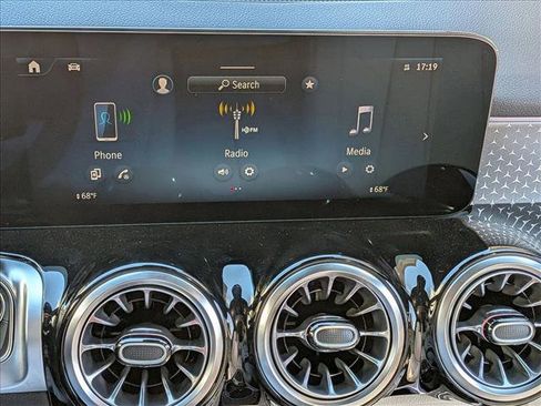 New 2026 Mercedes-Benz GLB 250 image 11