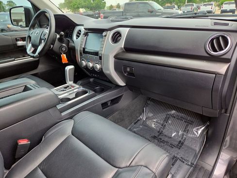 Used 2021 Toyota Tundra SR5 w/ SR5 Leather Package RWD image 27