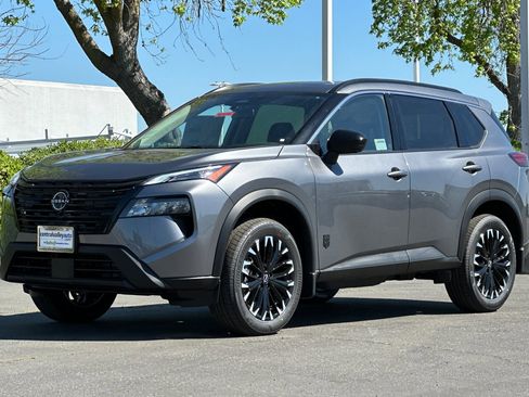 New 2026 Nissan Rogue Dark Armor image 8