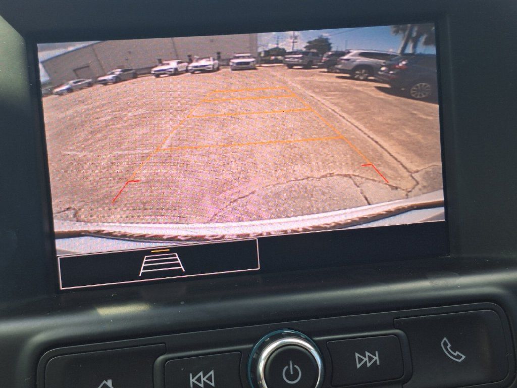 Used 2022 GMC Terrain SLE FWD image 13