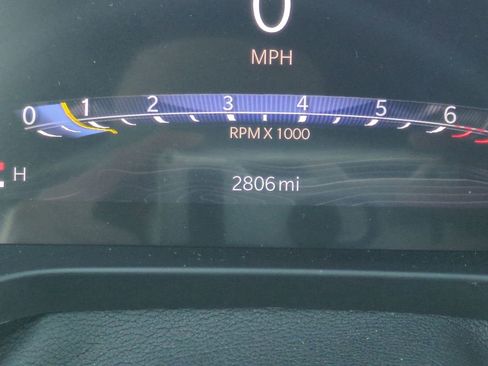 Used 2025 Jeep Grand Cherokee Limited RWD image 32