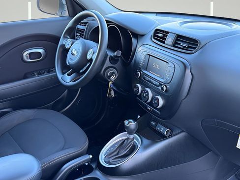 Used 2019 Kia Soul image 6