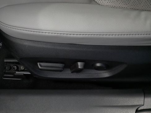 Used 2023 Toyota Camry XSE image 20