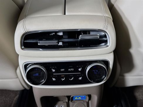 Certified 2024 Genesis GV80 3.5T Advanced AWD/4WD image 27